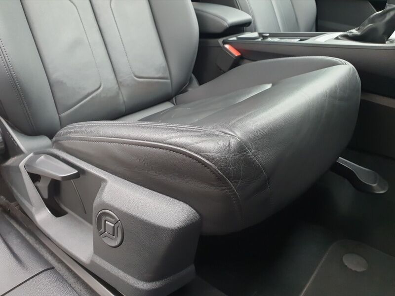 More views of Audi Q3