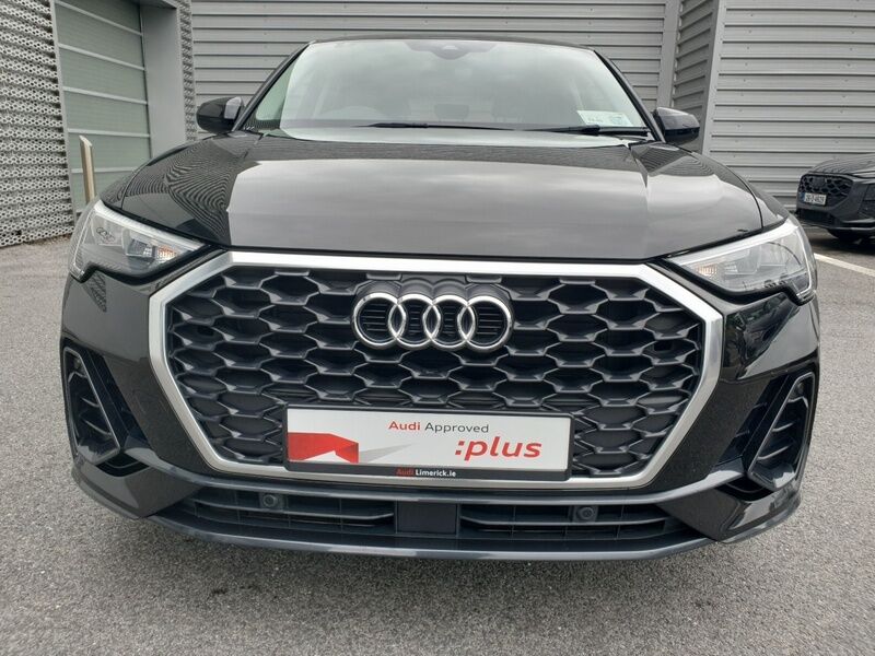 More views of Audi Q3
