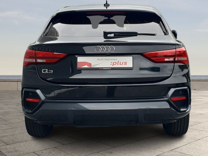 More views of Audi Q3