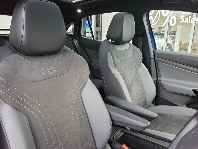 More views of Volkswagen ID.5
