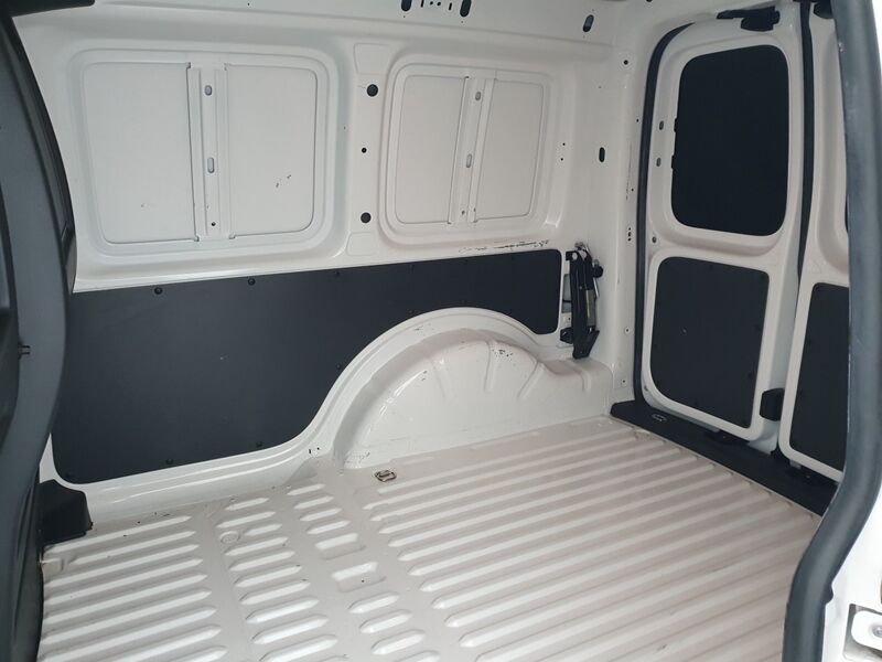 More views of Volkswagen Caddy