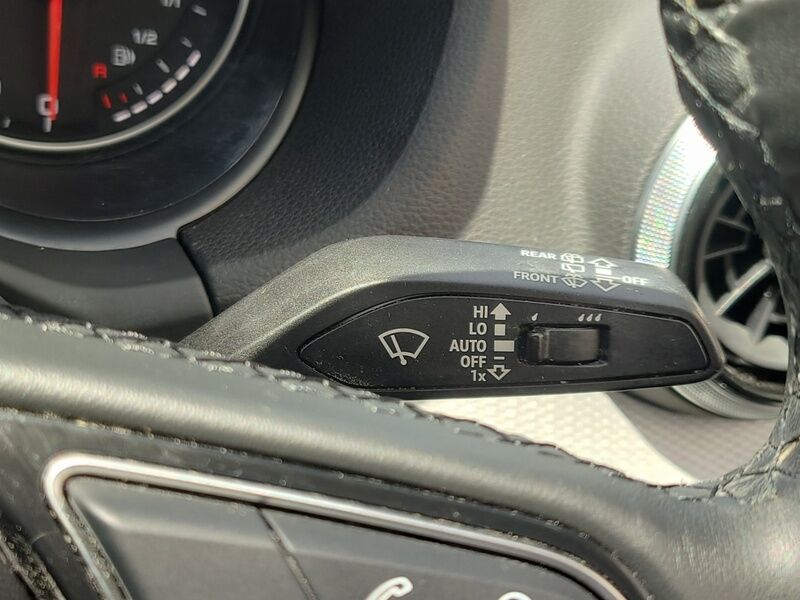 More views of Audi Q2