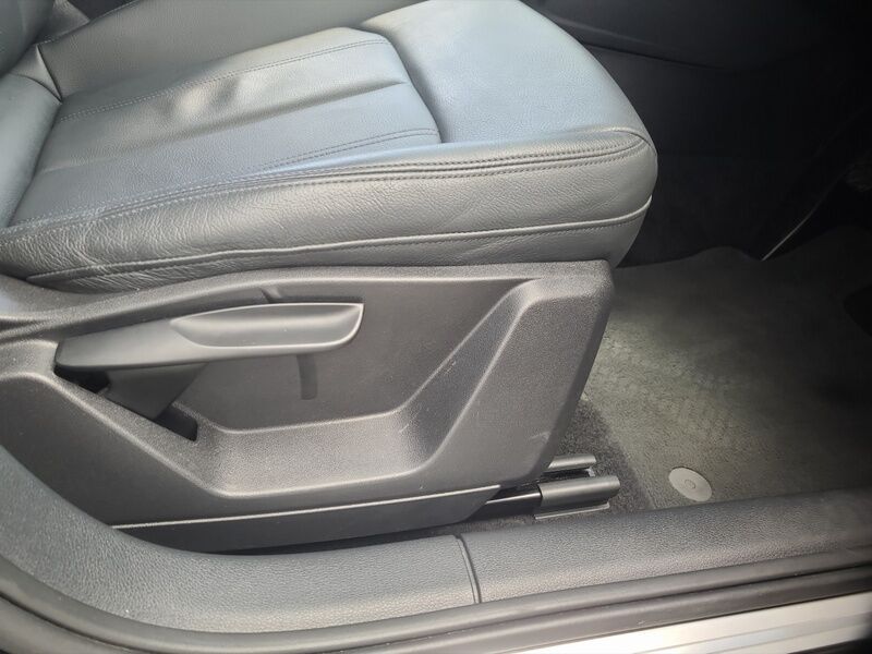 More views of Audi Q2