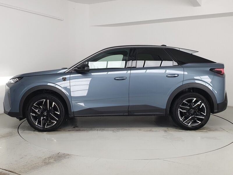 More views of Peugeot 3008