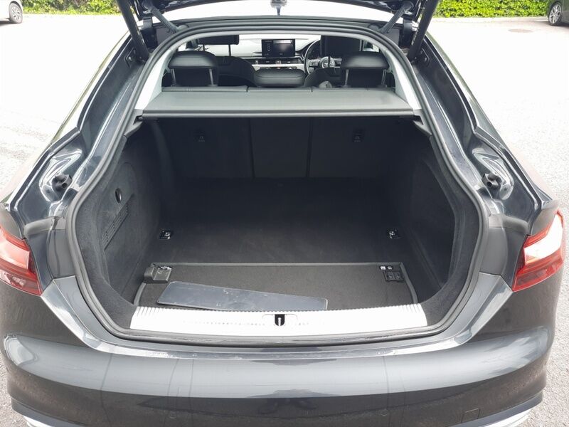 More views of Audi A5