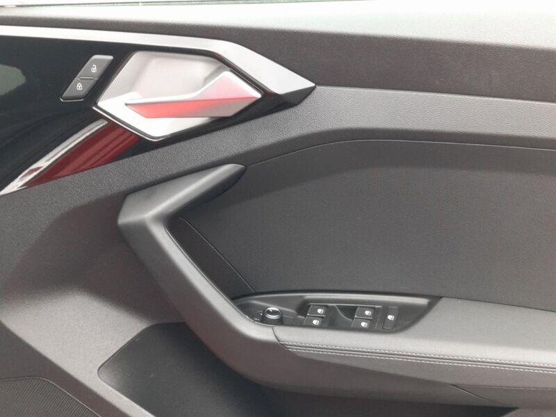 More views of Audi A1