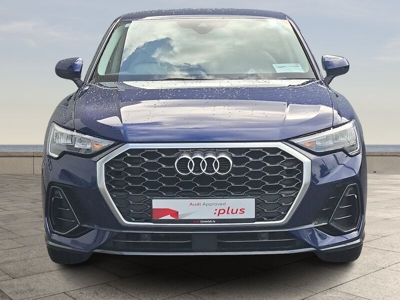 More views of Audi Q3