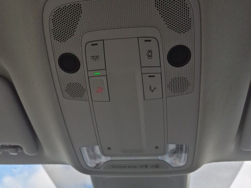 More views of Audi Q3