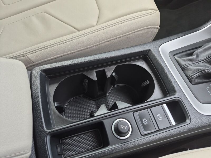 More views of Audi Q3