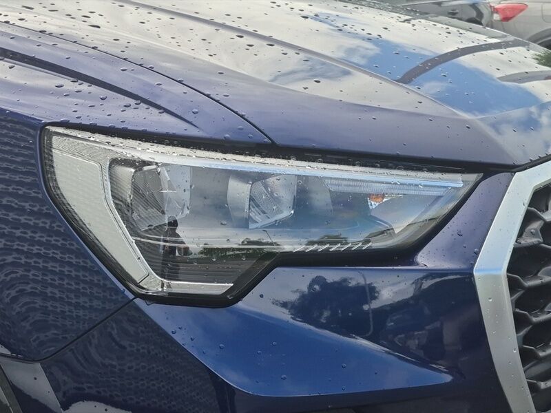 More views of Audi Q3