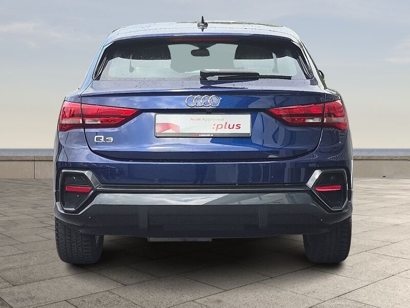 More views of Audi Q3