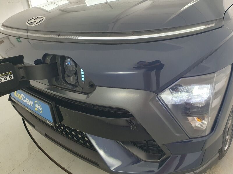 More views of Hyundai KONA