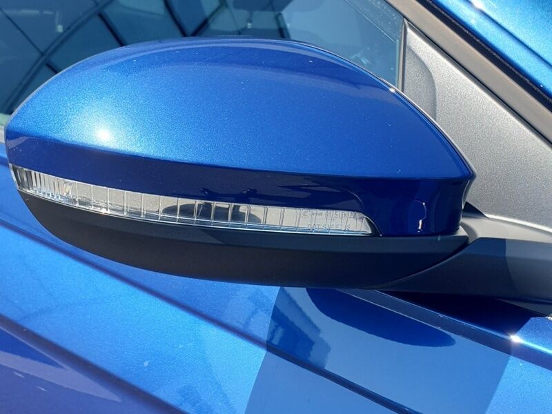 More views of Volkswagen Taigo