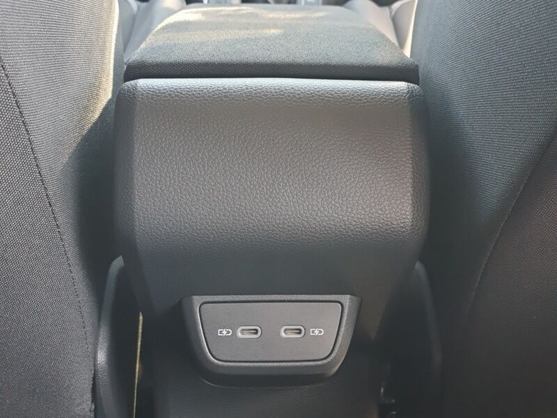 More views of Volkswagen Taigo