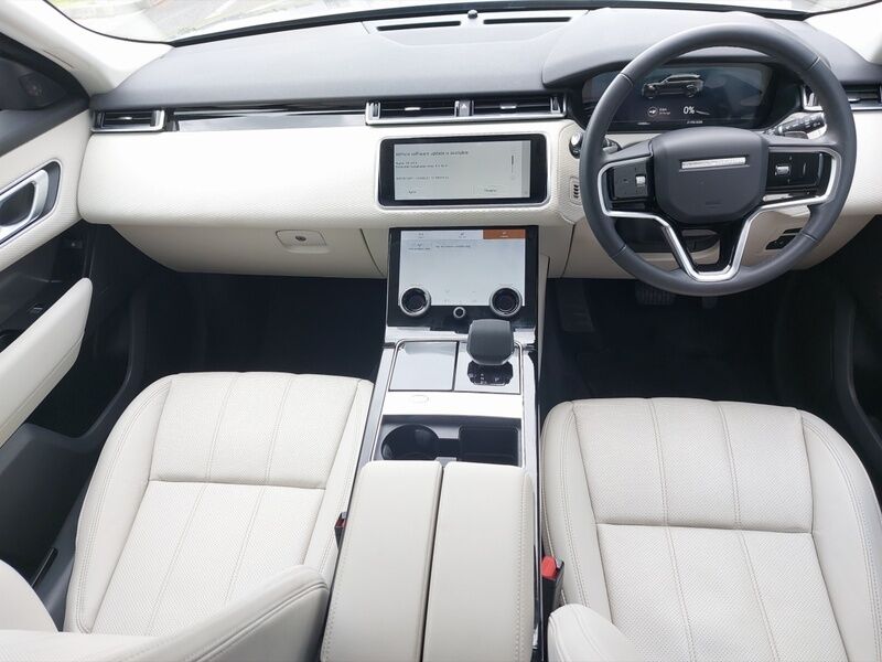 More views of Land Rover Range Rover Velar