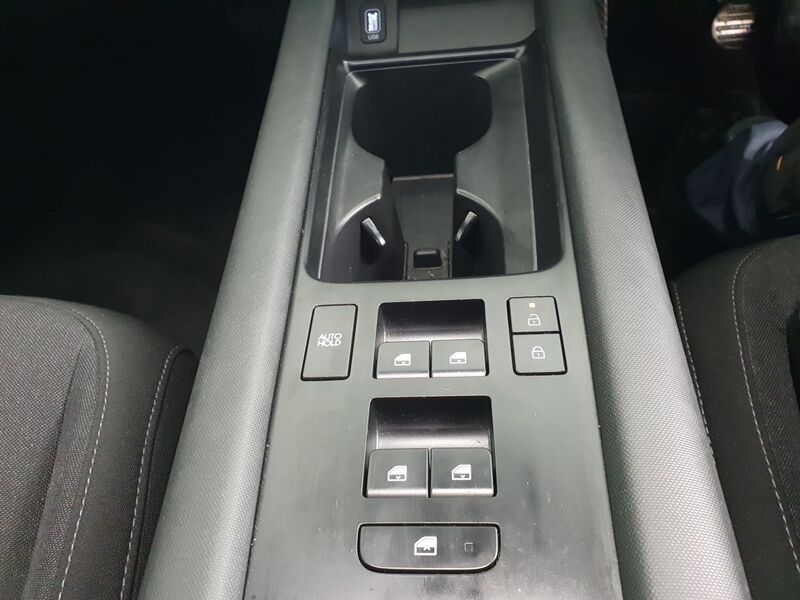 More views of Hyundai IONIQ 6