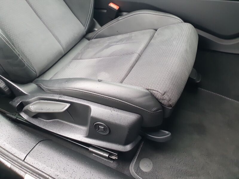 More views of Audi A6