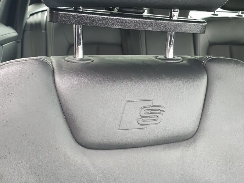 More views of Audi A6
