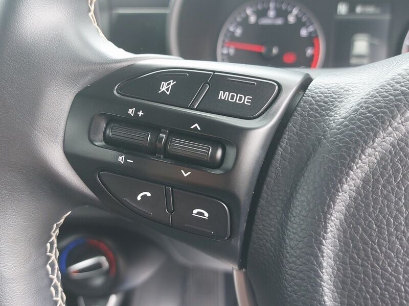 More views of Kia Picanto