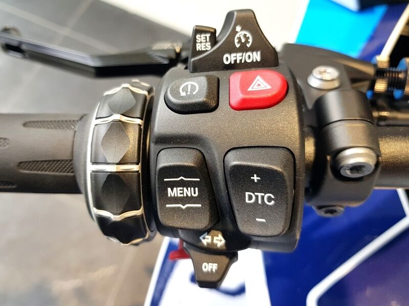 More views of BMW M 1000 XR