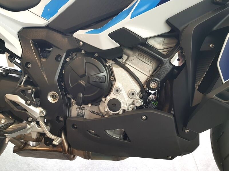 More views of BMW M 1000 XR