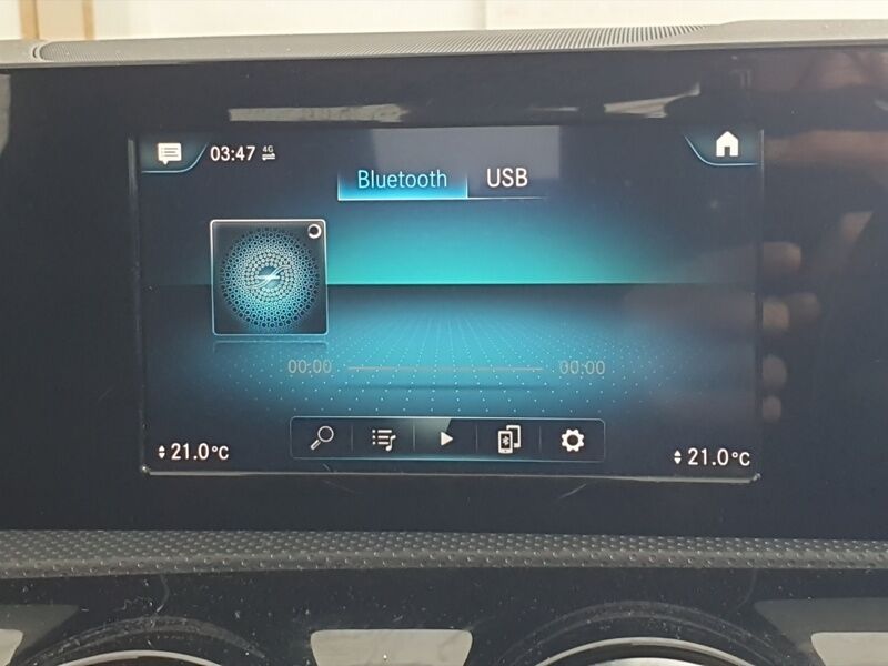 More views of Mercedes-Benz CLA