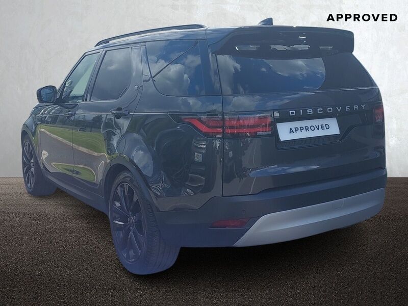 More views of Land Rover Discovery