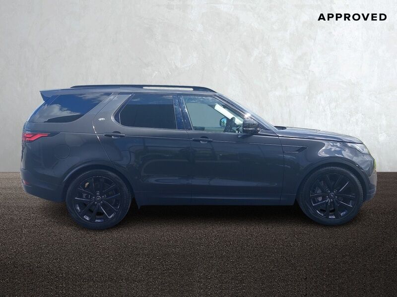 More views of Land Rover Discovery