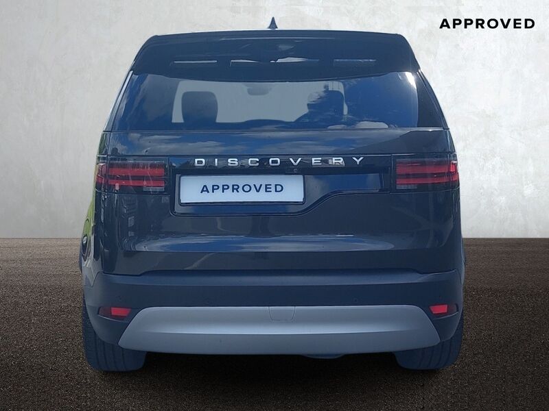 More views of Land Rover Discovery