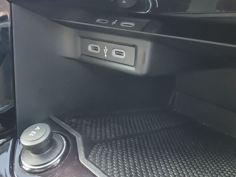 More views of Volkswagen T-Roc