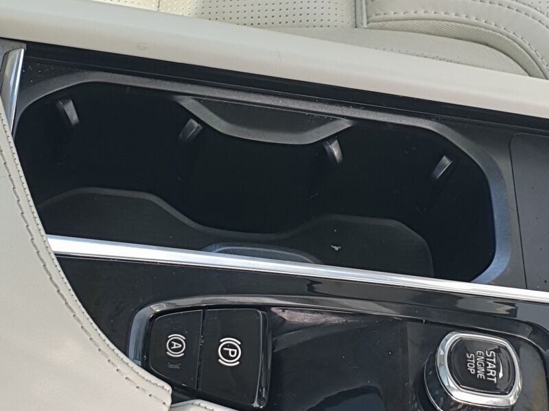 More views of Volvo XC90