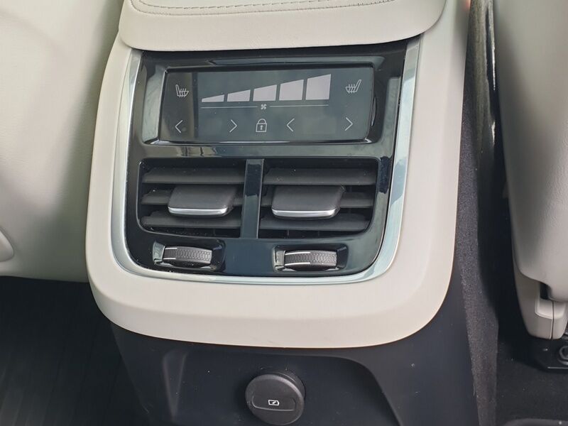 More views of Volvo XC90