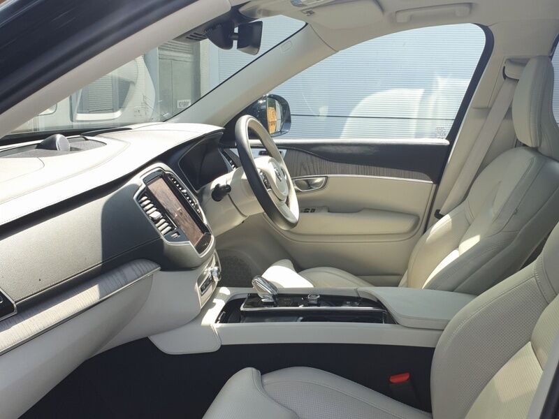More views of Volvo XC90