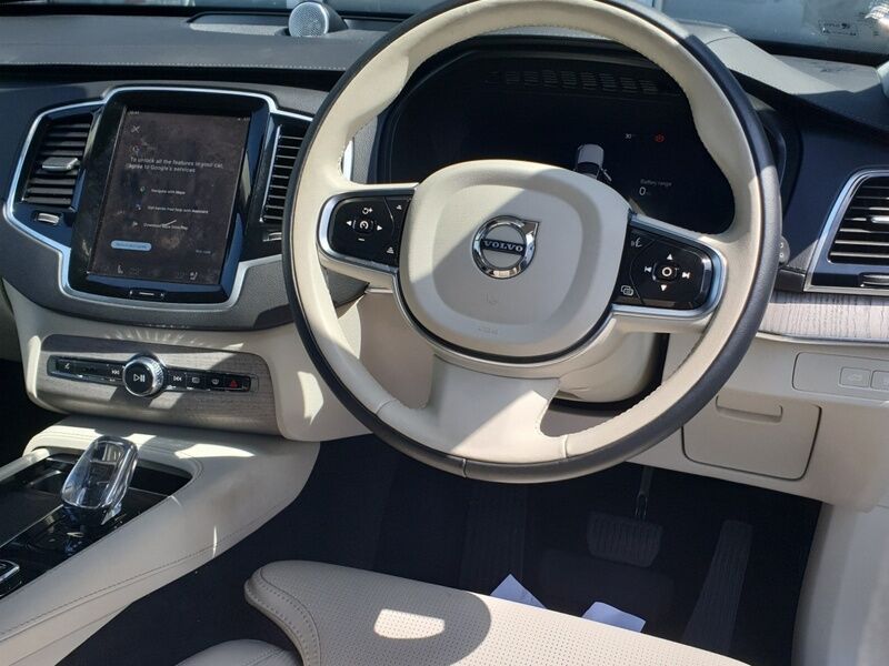 More views of Volvo XC90