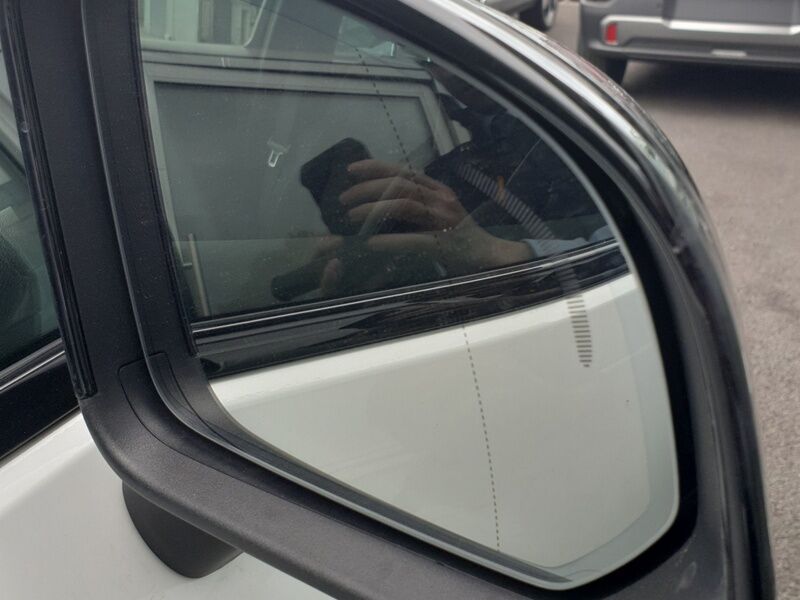 More views of Volvo C40