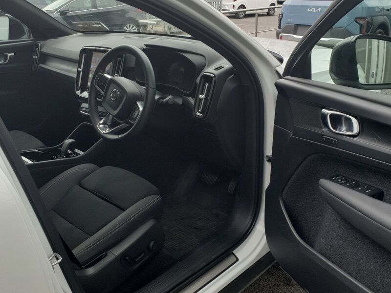 More views of Volvo C40