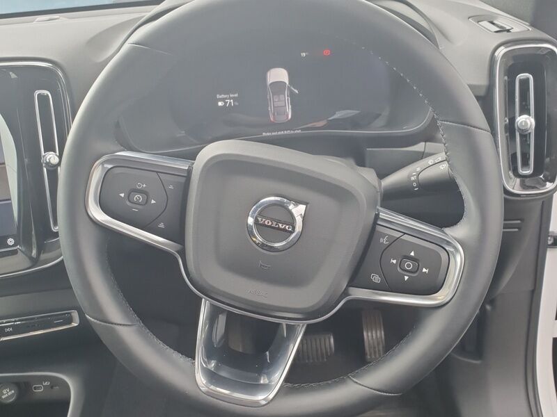 More views of Volvo C40