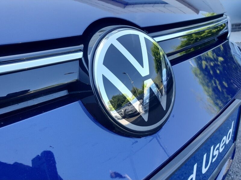 More views of Volkswagen Golf