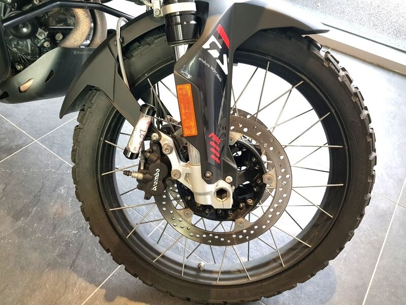 More views of BMW F 900 GS