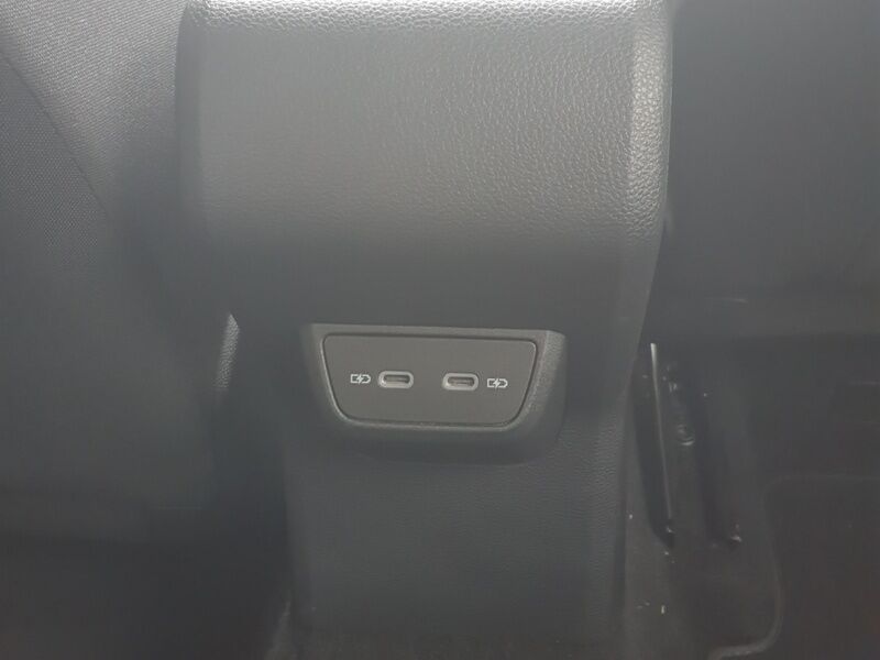 More views of Volkswagen Taigo