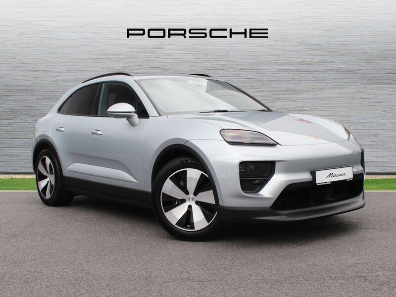 More views of Porsche Macan
