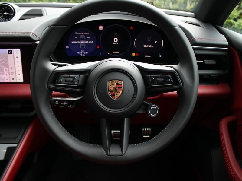 More views of Porsche Macan