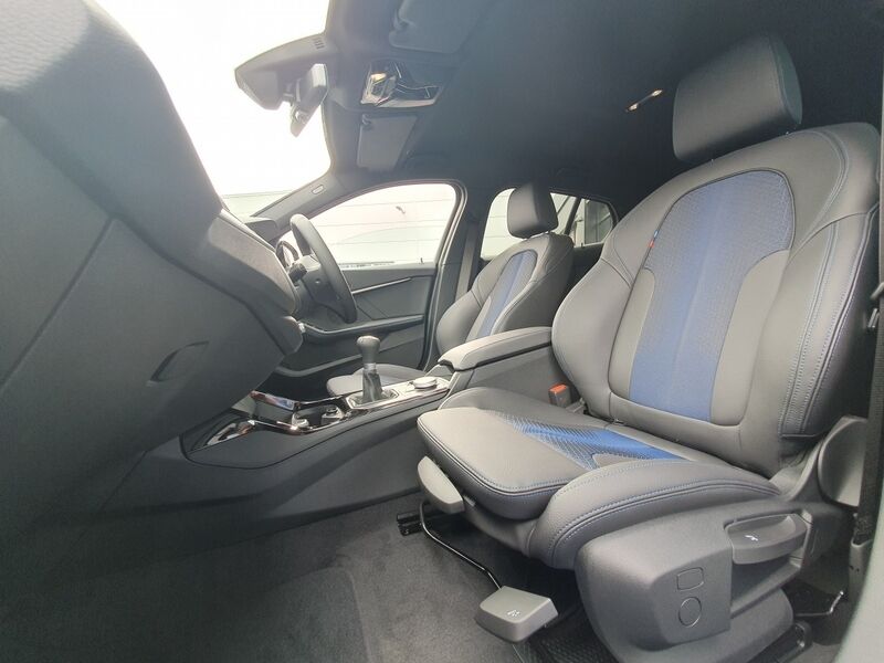 More views of BMW 1-Series