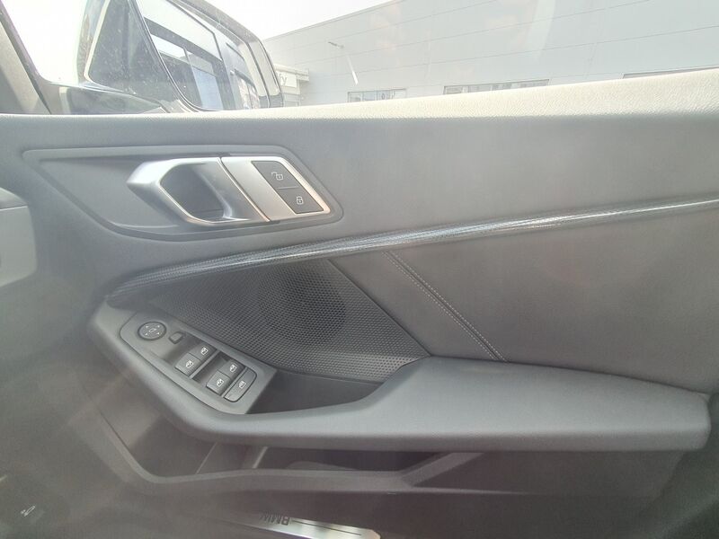 More views of BMW 1-Series