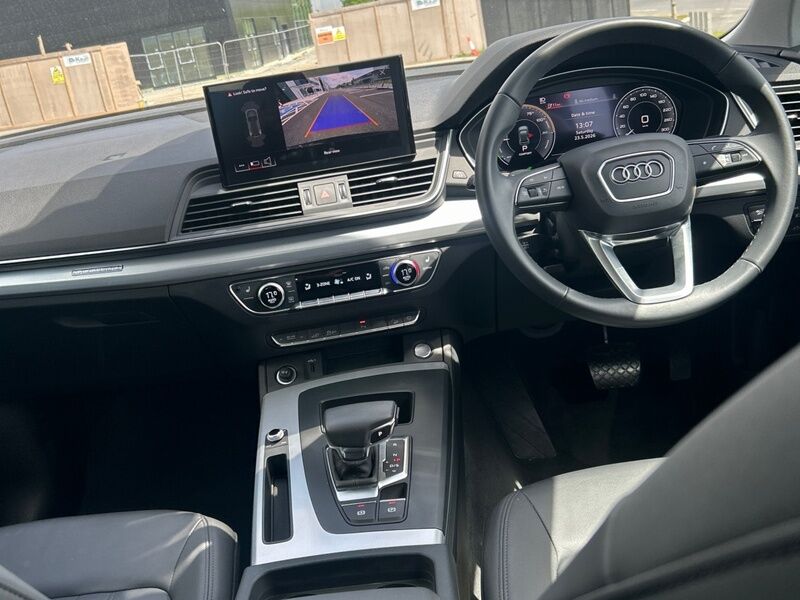 More views of Audi Q5