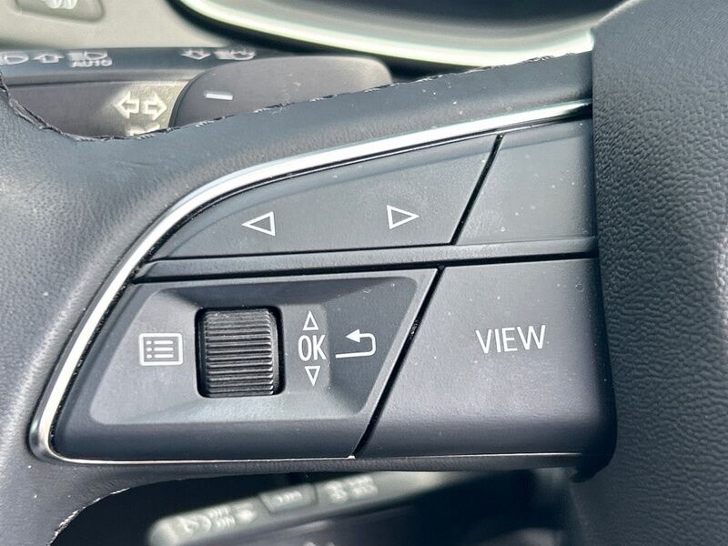 More views of Audi Q5
