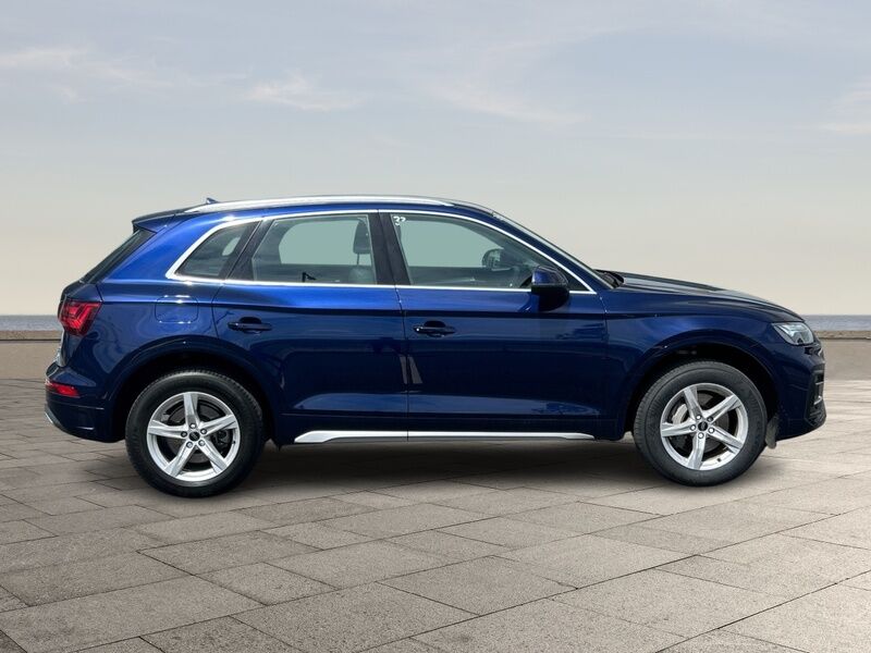 More views of Audi Q5