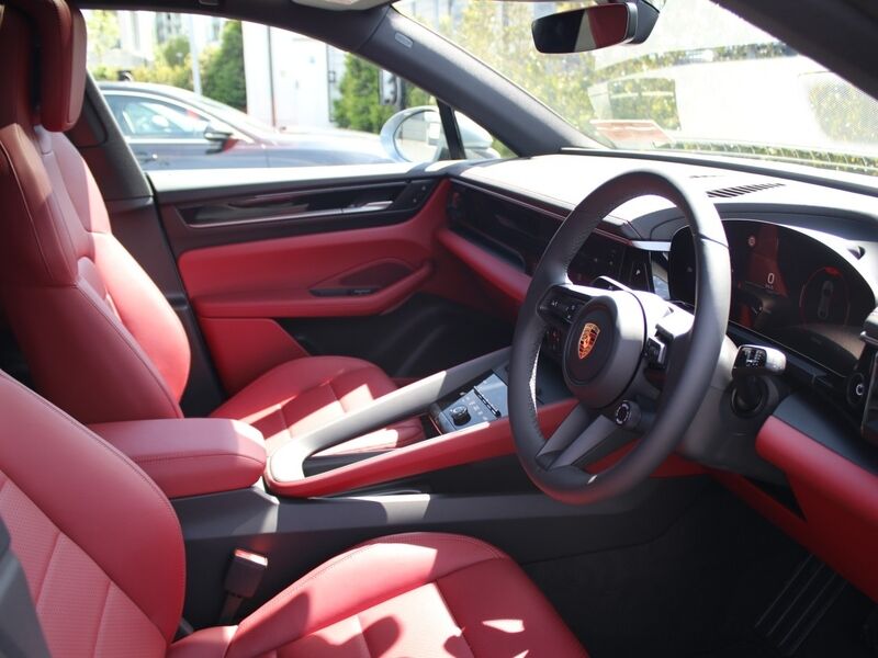 More views of Porsche Macan