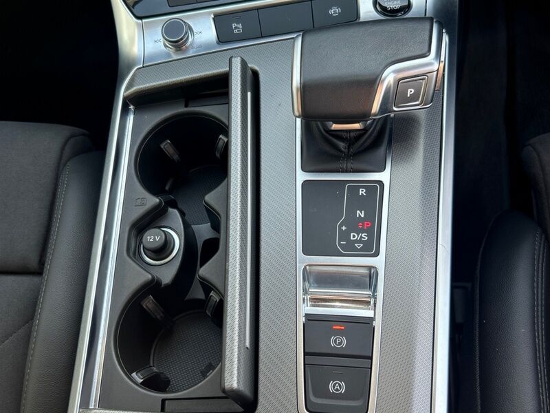 More views of Audi A6