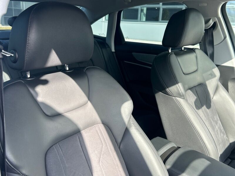 More views of Audi A6